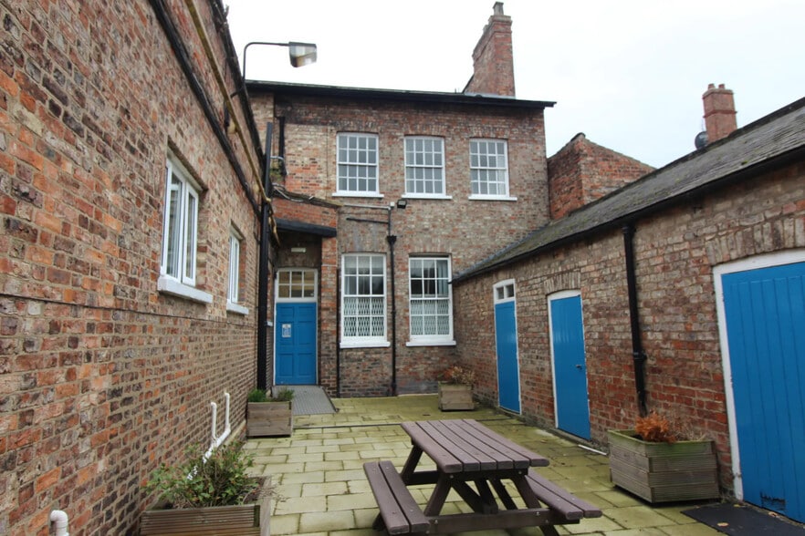 35 Monkgate, York to rent - Building Photo - Image 3 of 12