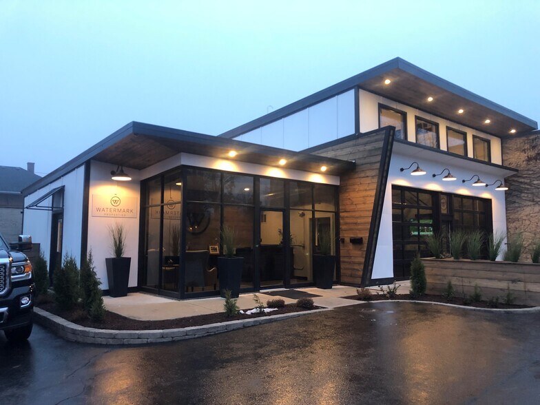 206 N Main St, Wheaton, IL for sale - Building Photo - Image 1 of 1