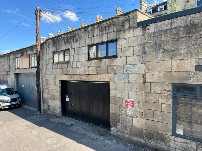 30 Green Park Mews, Bath for sale Building Photo- Image 1 of 2