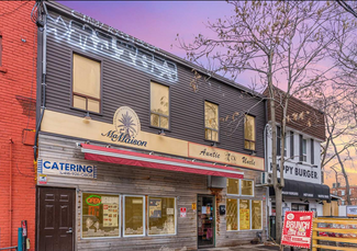 More details for 74 Lippincott St, Toronto, ON - Retail for Sale