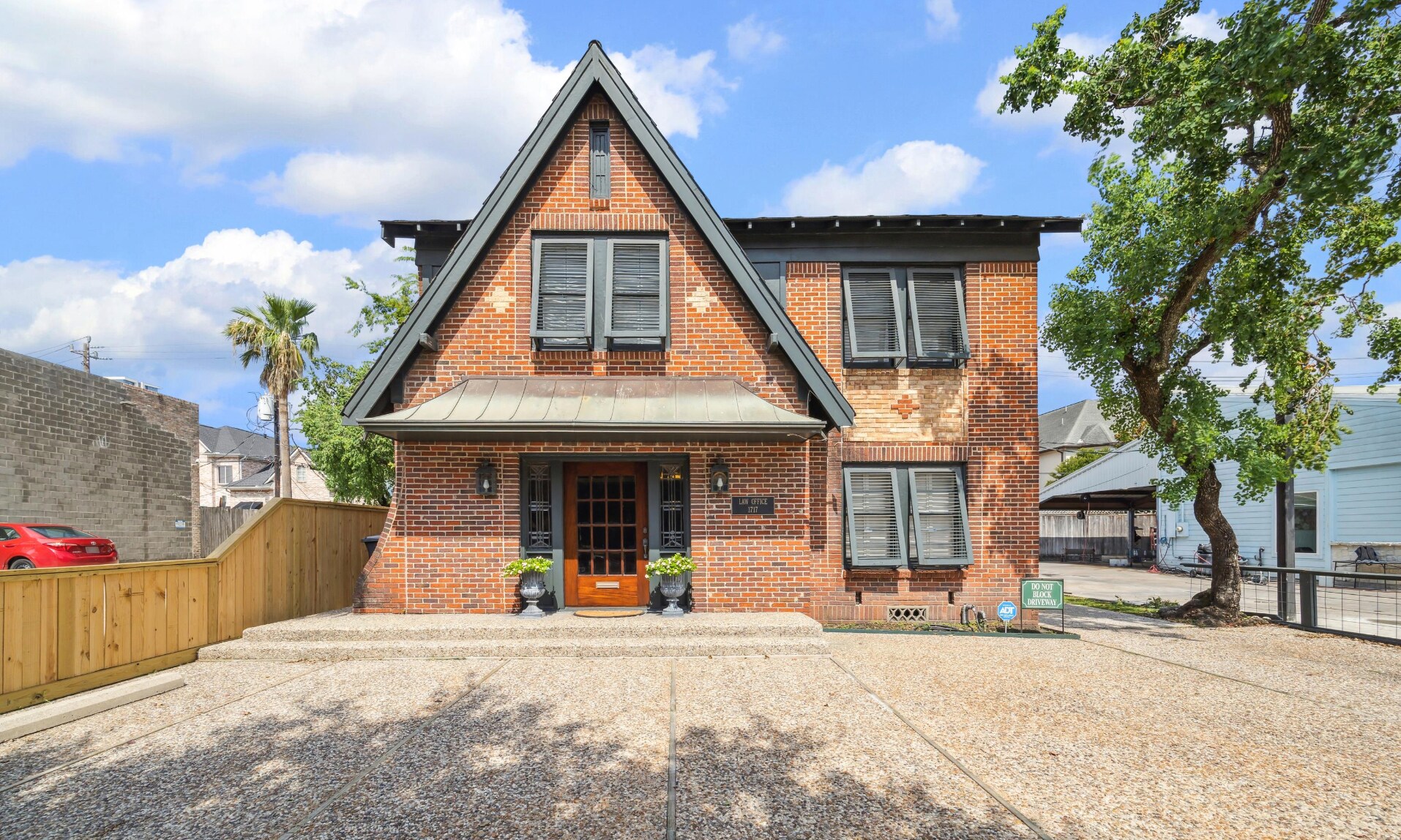 1717 S Shepherd Dr, Houston, TX for sale Building Photo- Image 1 of 1