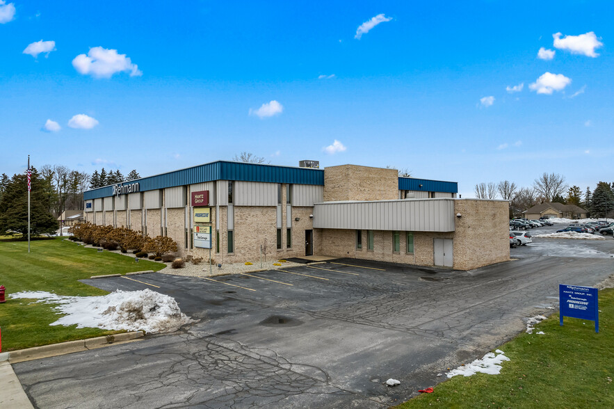 5800 Gratiot Rd, Saginaw, MI for rent - Building Photo - Image 3 of 15