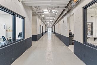 1507 S Kalamazoo Ave, Marshall, MI for sale Interior Photo- Image 2 of 6