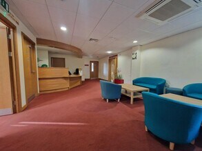 26-30 London Rd, Waterlooville to rent Interior Photo- Image 2 of 9