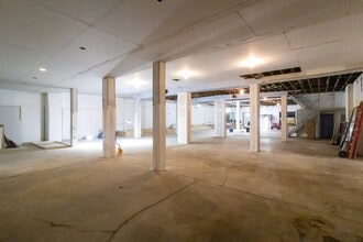 255 W 79th St, Chicago, IL to rent Building Photo- Image 2 of 6