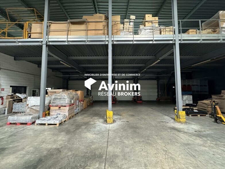 Industrial in Villeparisis to rent - Interior Photo - Image 2 of 15