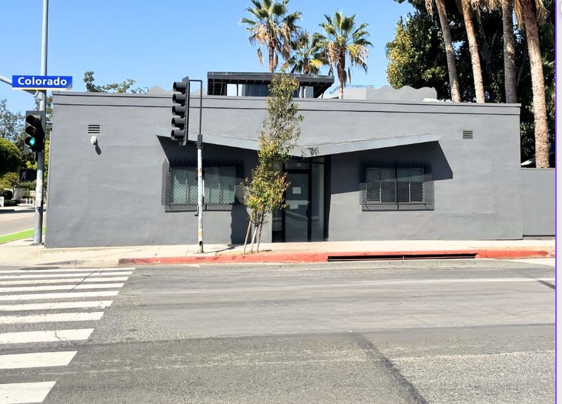 2601 Colorado Ave, Santa Monica, CA for rent - Building Photo - Image 2 of 16