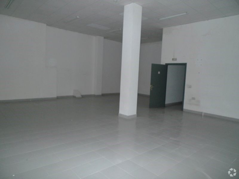 Cuenca, CUE 16001 -  -  - Interior Photo - Image 2 of 7