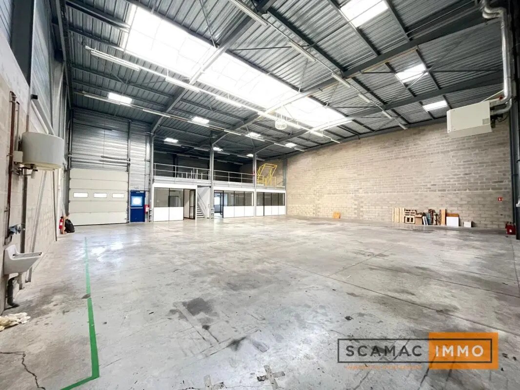 Light Industrial in Chilly-Mazarin to rent Interior Photo- Image 1 of 14