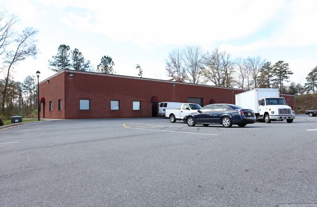 More details for 2784 Sugarloaf Pky, Lawrenceville, GA - Light Industrial to Rent