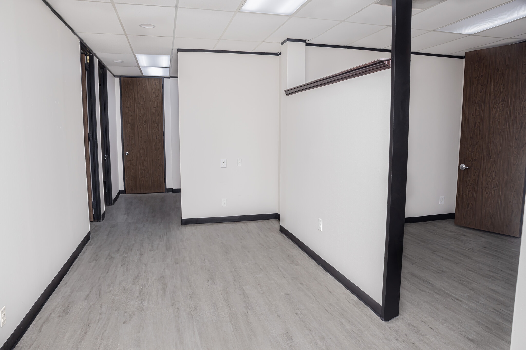 15603 Kuykendahl Rd, Houston, TX to rent Interior Photo- Image 1 of 4