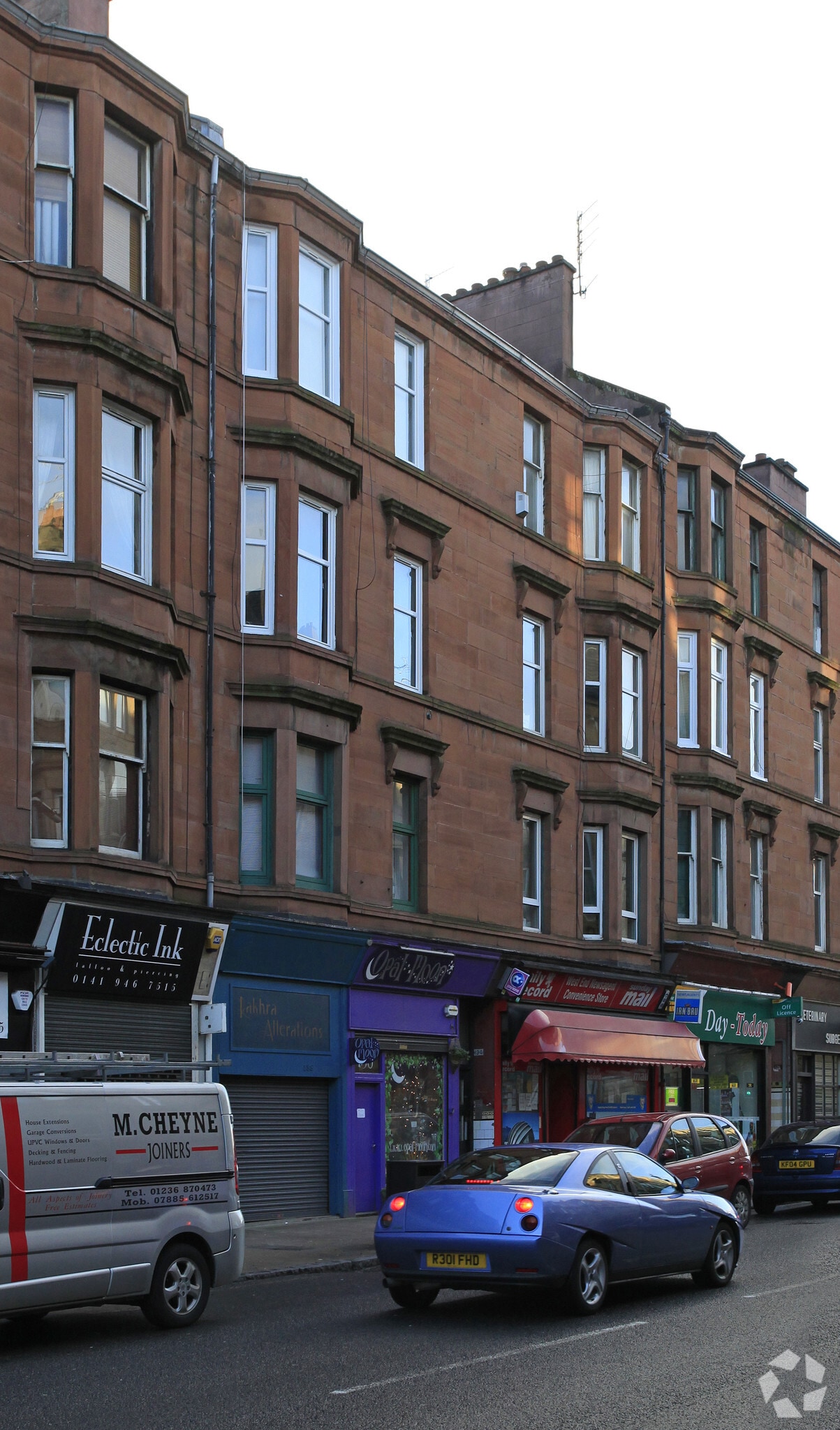 130-138 Queen Margaret Dr, Glasgow to rent Primary Photo- Image 1 of 2