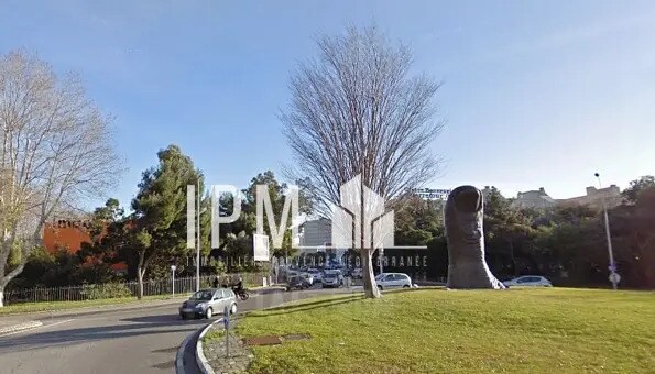 Office in Marseille to rent Building Photo- Image 1 of 6