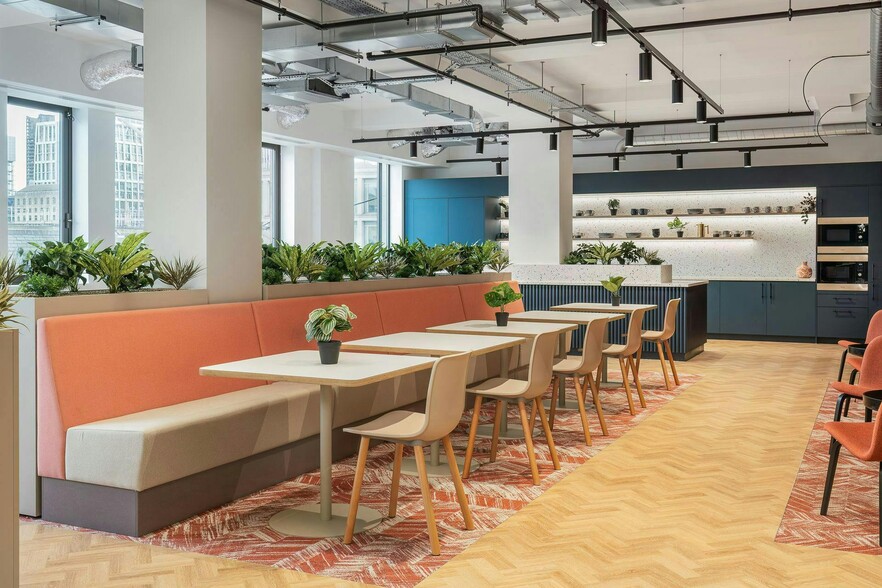 8-10 Old Jewry, London to rent - Building Photo - Image 3 of 17