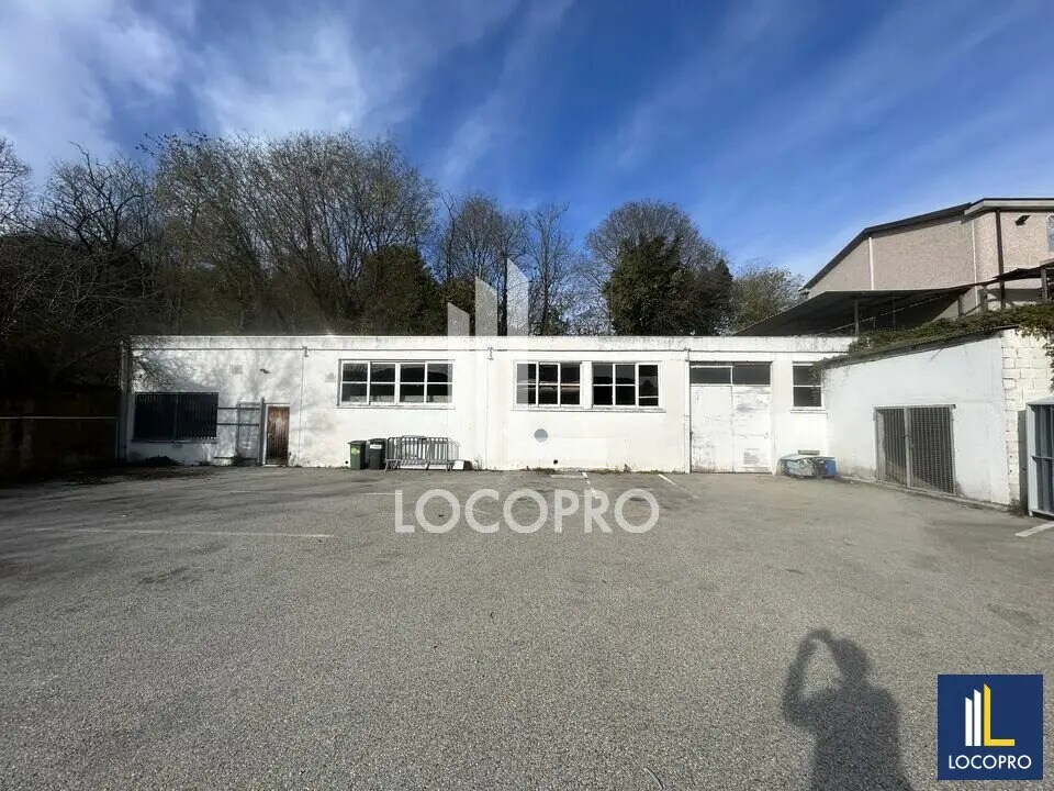 Light Industrial in Mougins to rent Primary Photo- Image 1 of 3