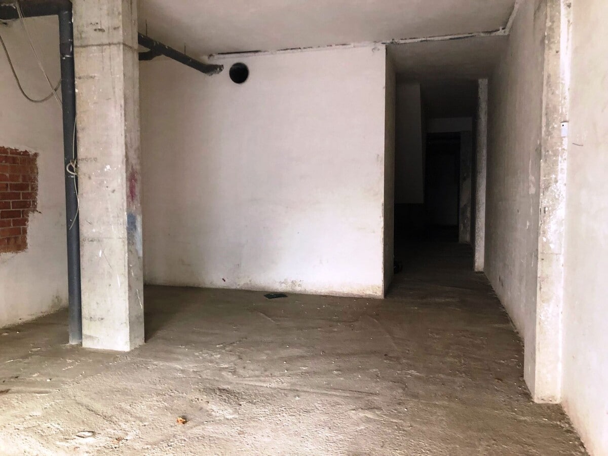 Molins de Rei, BAR 08750 - Unit 02 - - Interior Photo - Image 2 of 2