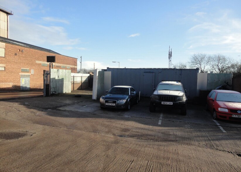 Unit 5 Cable St, Wolverhampton, WV2 2HX UK