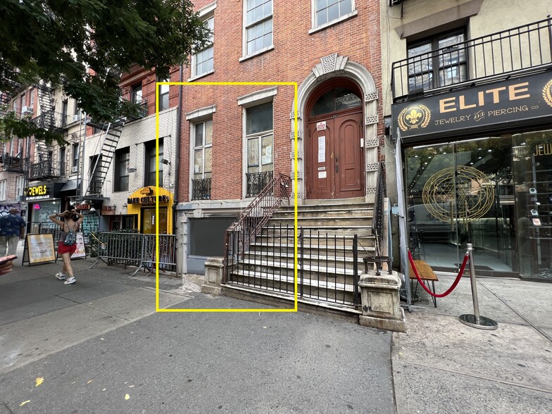 20 St Marks Pl, New York, NY for sale - Building Photo - Image 1 of 1