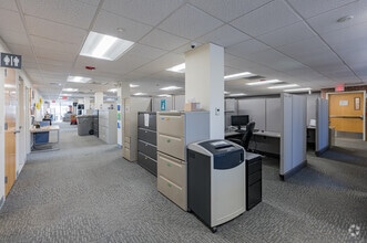 11 Shattuck St, Worcester, MA to rent Interior Photo- Image 2 of 11