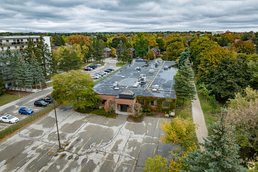 512 Woolwich St E, Guelph, ON for rent - Aerial - Image 3 of 7