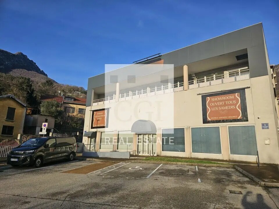 Vente Commerce 553 m² - Photo 1
