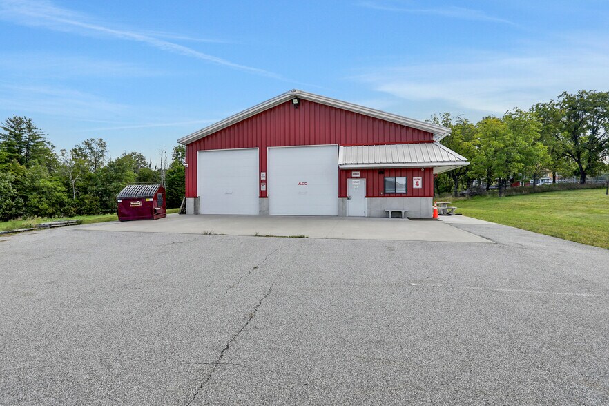 269 Stone Schoolhouse Rd, Bloomingburg, NY for rent - Building Photo - Image 3 of 30