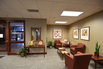 4334 18th Ave S, Fargo, ND to rent Interior Photo- Image 1 of 11