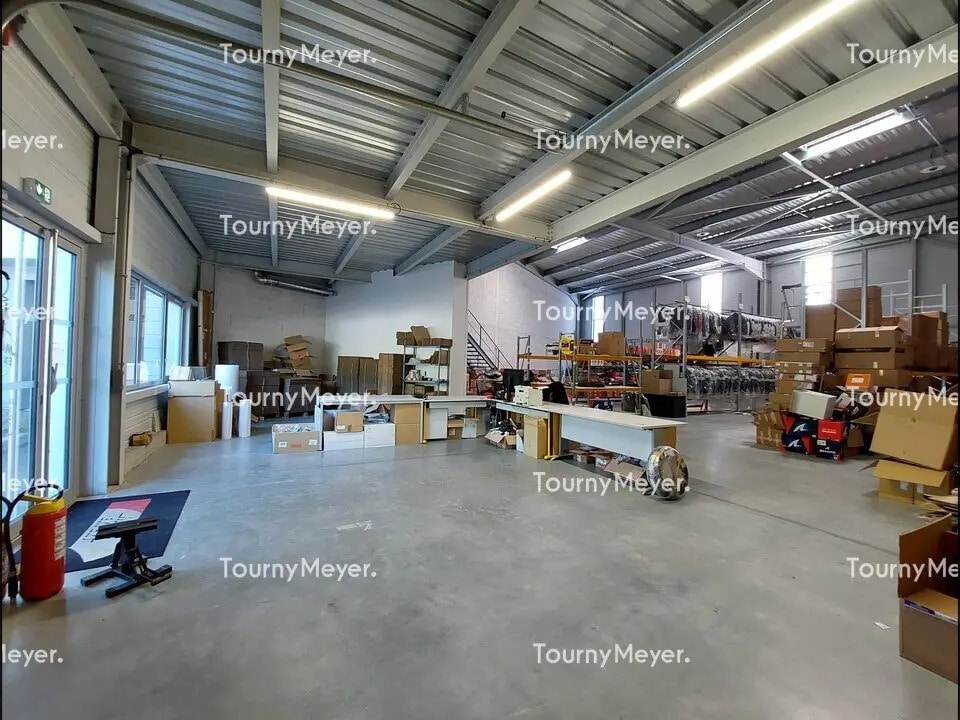Vente Local d'activités 530 m² - Photo 1