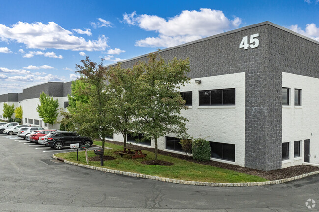 More details for 45 Turner Dr, Middletown, NY - Office, Industrial for Rent