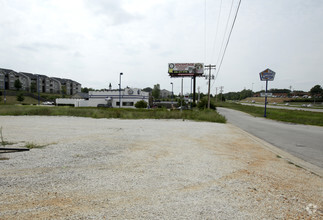 Emerson Rd, High Ridge, MO for sale Primary Photo- Image 1 of 1