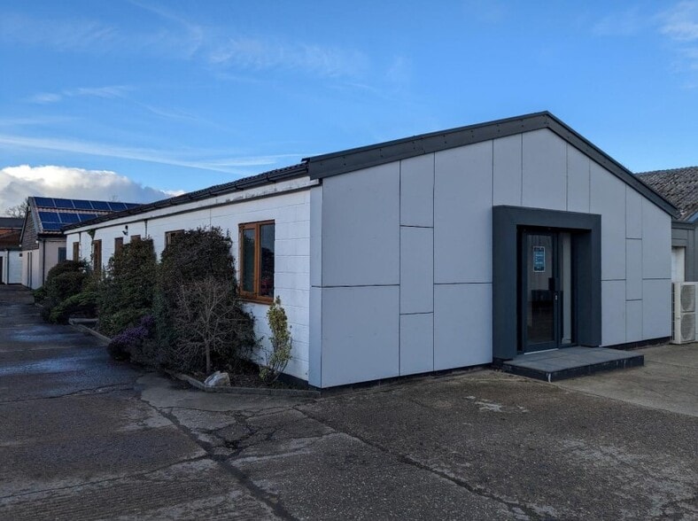 Norwich Rd, Hethersett for sale - Primary Photo - Image 1 of 1