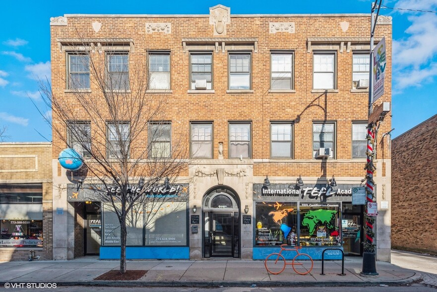 916-918 W Diversey Pky, Chicago, IL for rent - Building Photo - Image 1 of 26