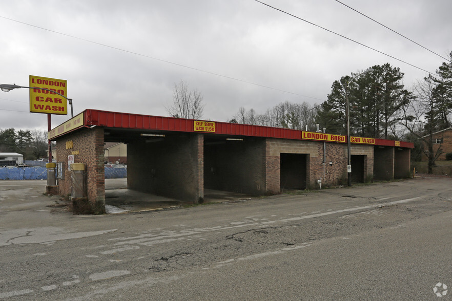 2009 N Main St, London, KY for rent - Building Photo - Image 2 of 4