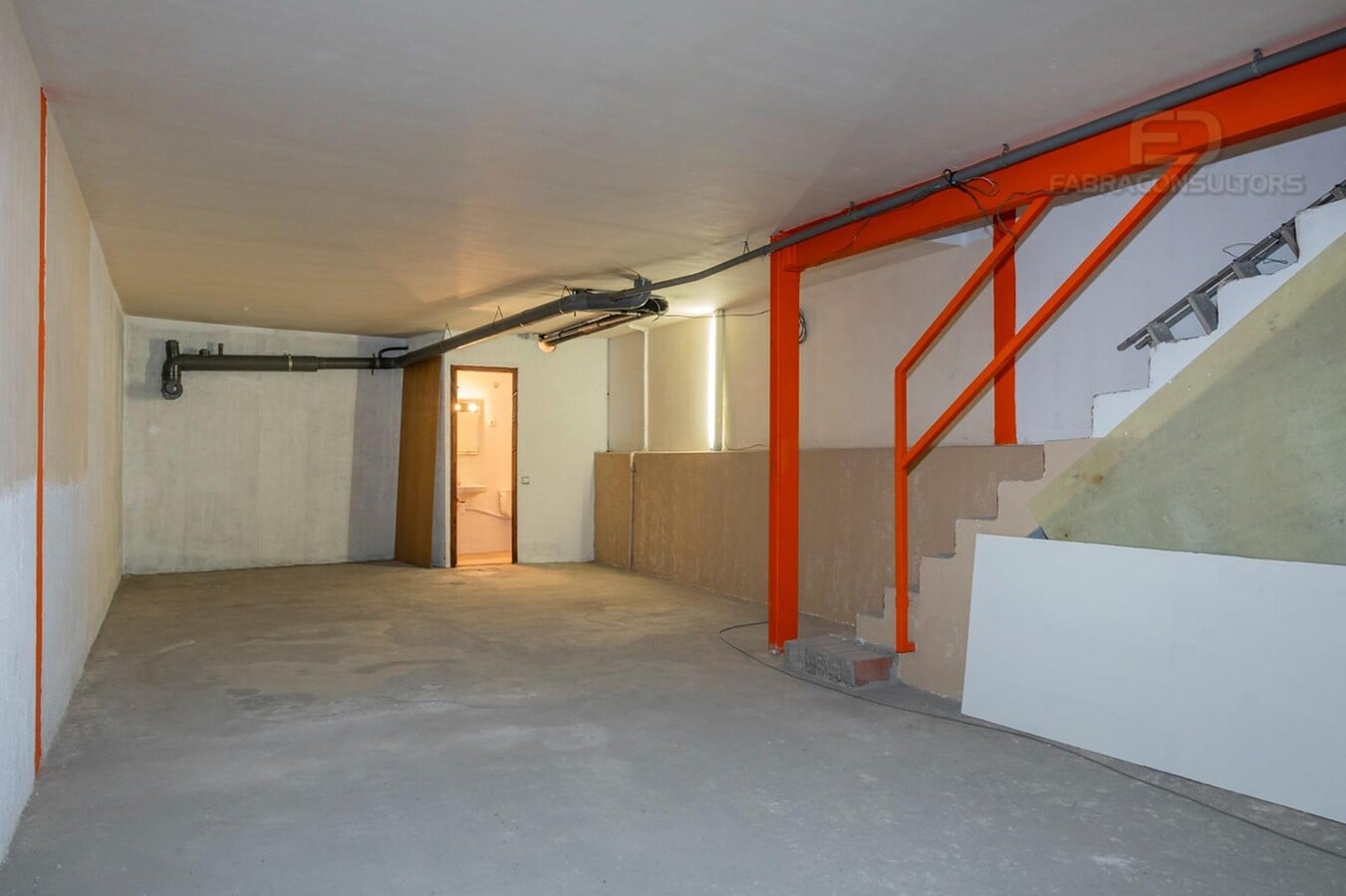 Badalona, BAR 08913 - - - Interior Photo - Image 2 of 10