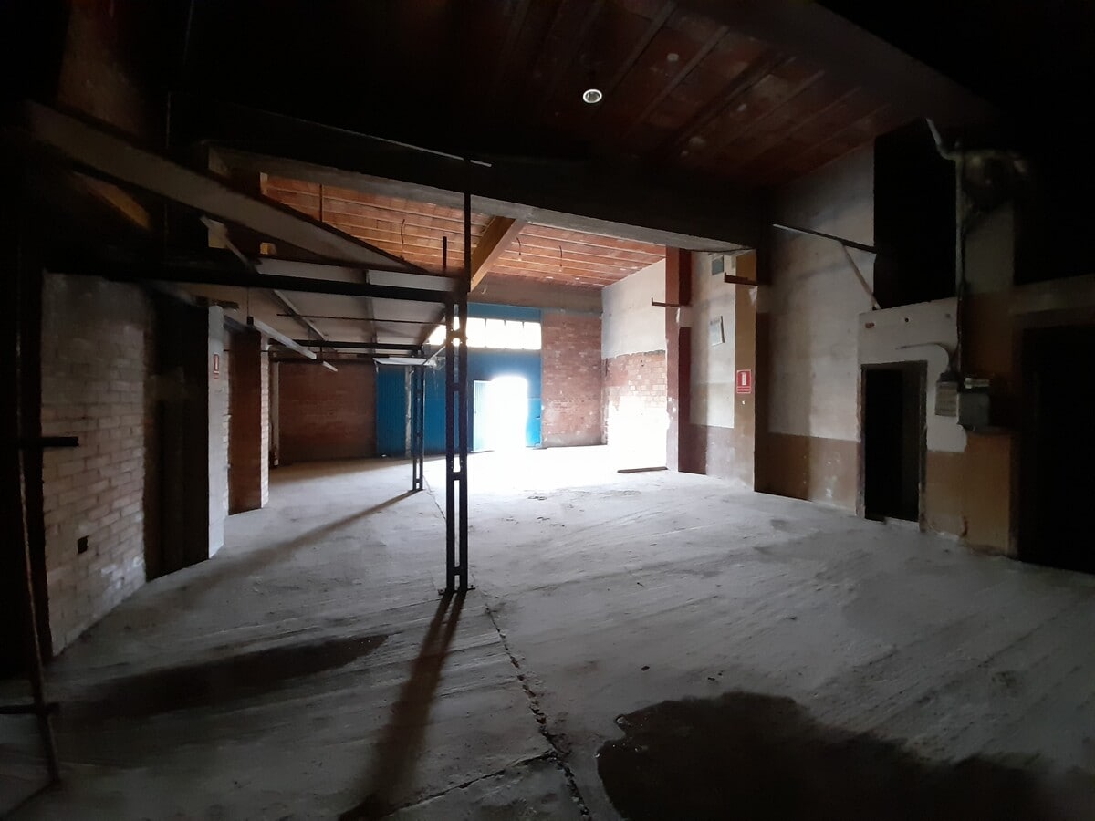 Carrer Almirall Folch, 19, Lleida, LER 25005 - Unit 2 - - Interior Photo - Image 1 of 10