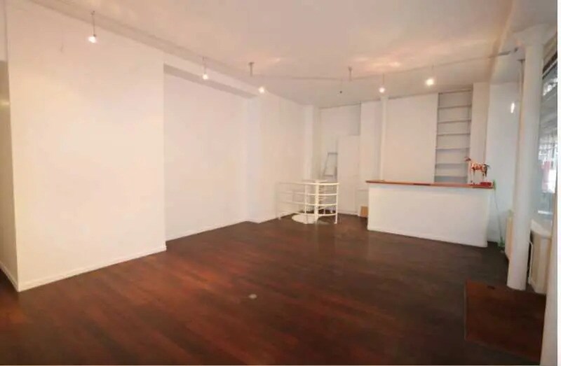 Retail in Paris for sale - Interior Photo - Image 3 of 14