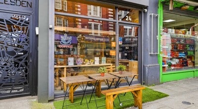 16-26 High St, London to rent Interior Photo- Image 2 of 11