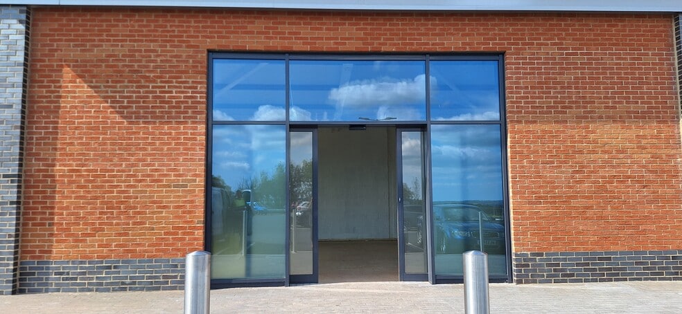 Kings Ash Rd, Paignton to rent - Building Photo - Image 3 of 9