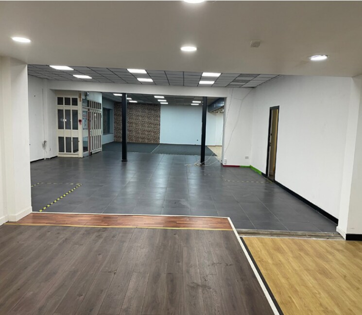 20 Fulbar St, Renfrew to rent Interior Photo- Image 1 of 2