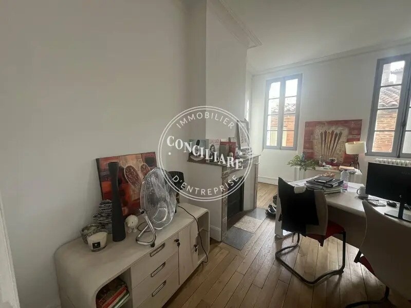 Office in Toulouse to rent Interior Photo- Image 1 of 6