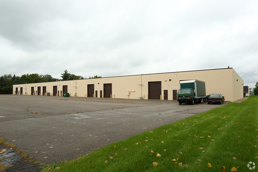 3101 S Gulley Rd, Dearborn, MI for rent - Building Photo - Image 3 of 5