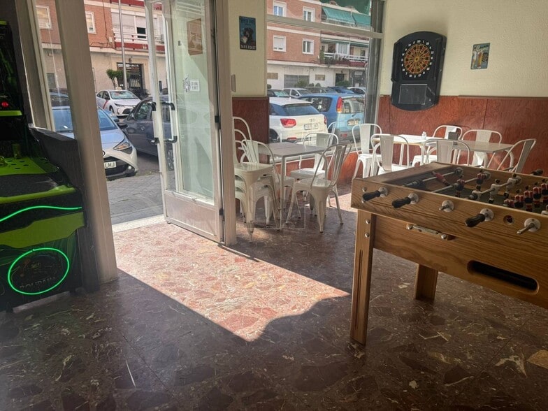 Retail in Madrid, Madrid to rent - Floor Plan - Image 1 of 3