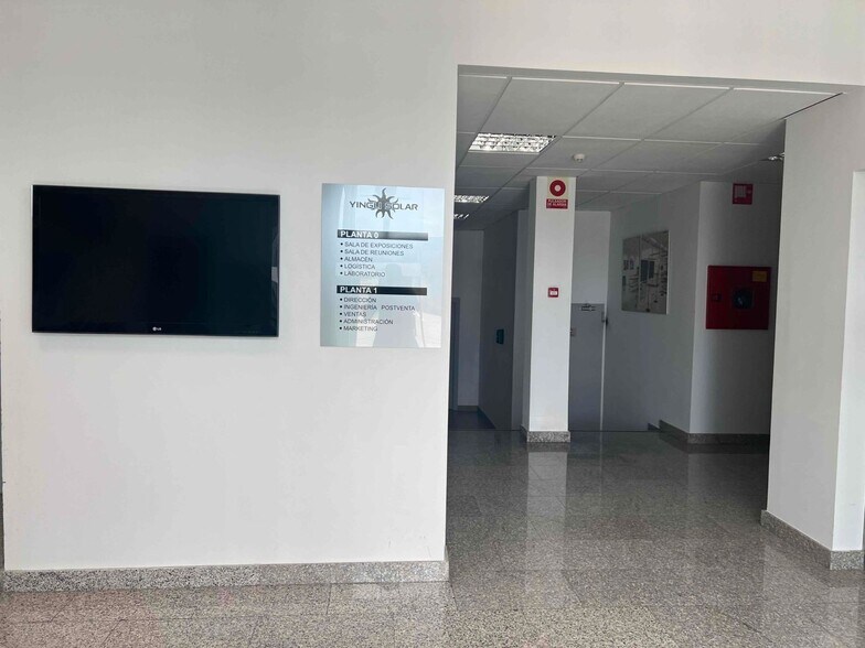 Industrial in San Agustín del Guadalix, Madrid to rent - Interior Photo - Image 2 of 12