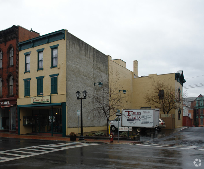 113 Remsen St, Cohoes, NY for sale - Primary Photo - Image 1 of 1