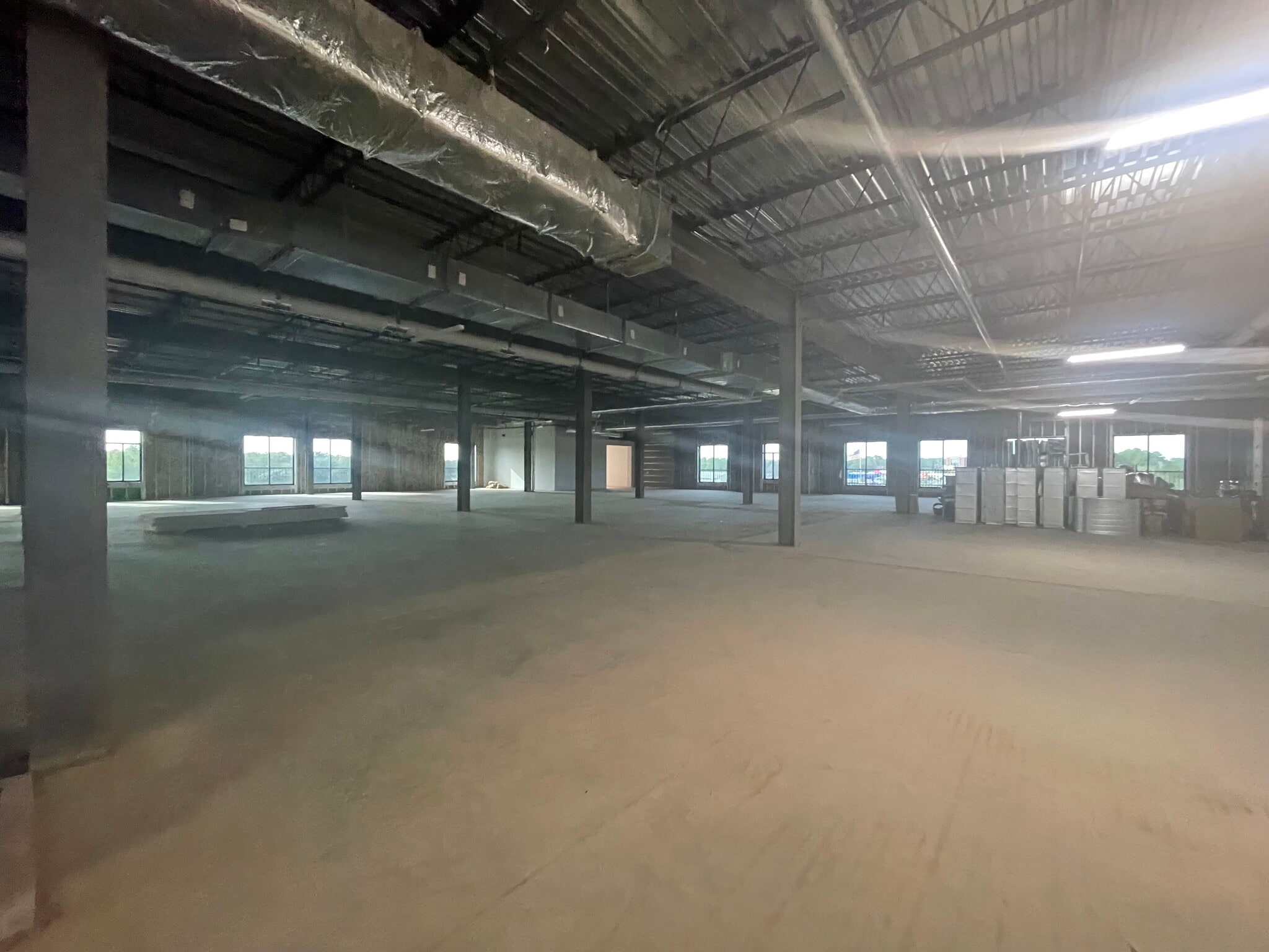 2826 Ross Clark Cir, Dothan, AL to rent Interior Photo- Image 1 of 3