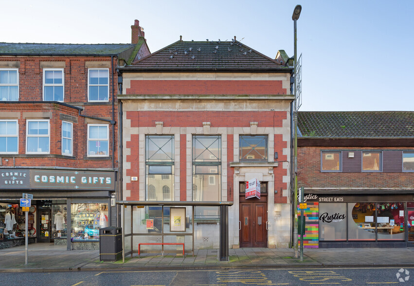 28 Queen St, Bridlington for rent - Primary Photo - Image 1 of 2