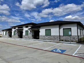 7630 Dowdell Rd, Spring, TX to rent Building Photo- Image 1 of 20