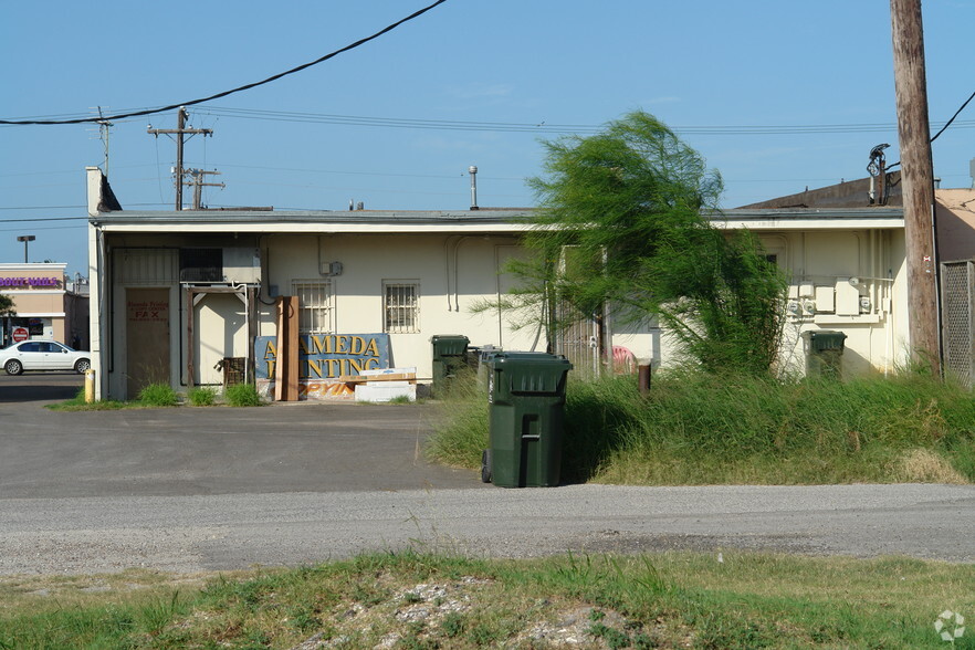 525 Everhart Rd, Corpus Christi, TX for sale - Building Photo - Image 1 of 2