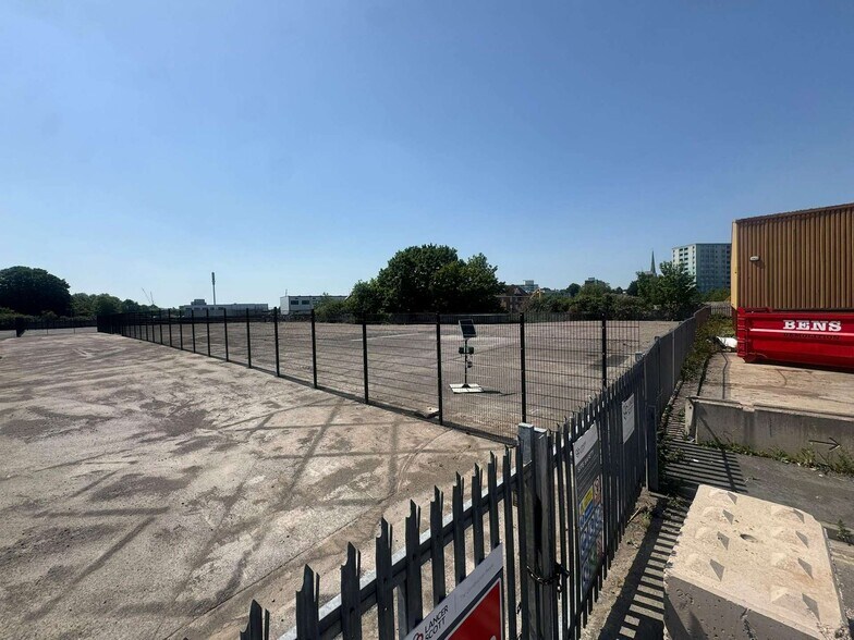 Mead Rise, Bristol to rent - Other - Image 2 of 4