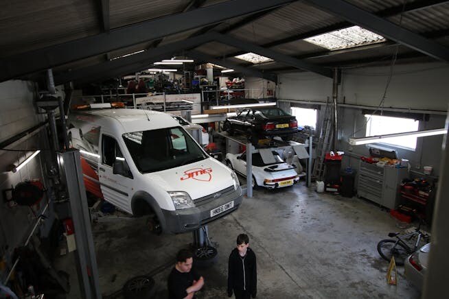 Cobham Rd, Wimborne, DOR BH21 7RE - Unit 98 - - Interior Photo - Image 1 of 2